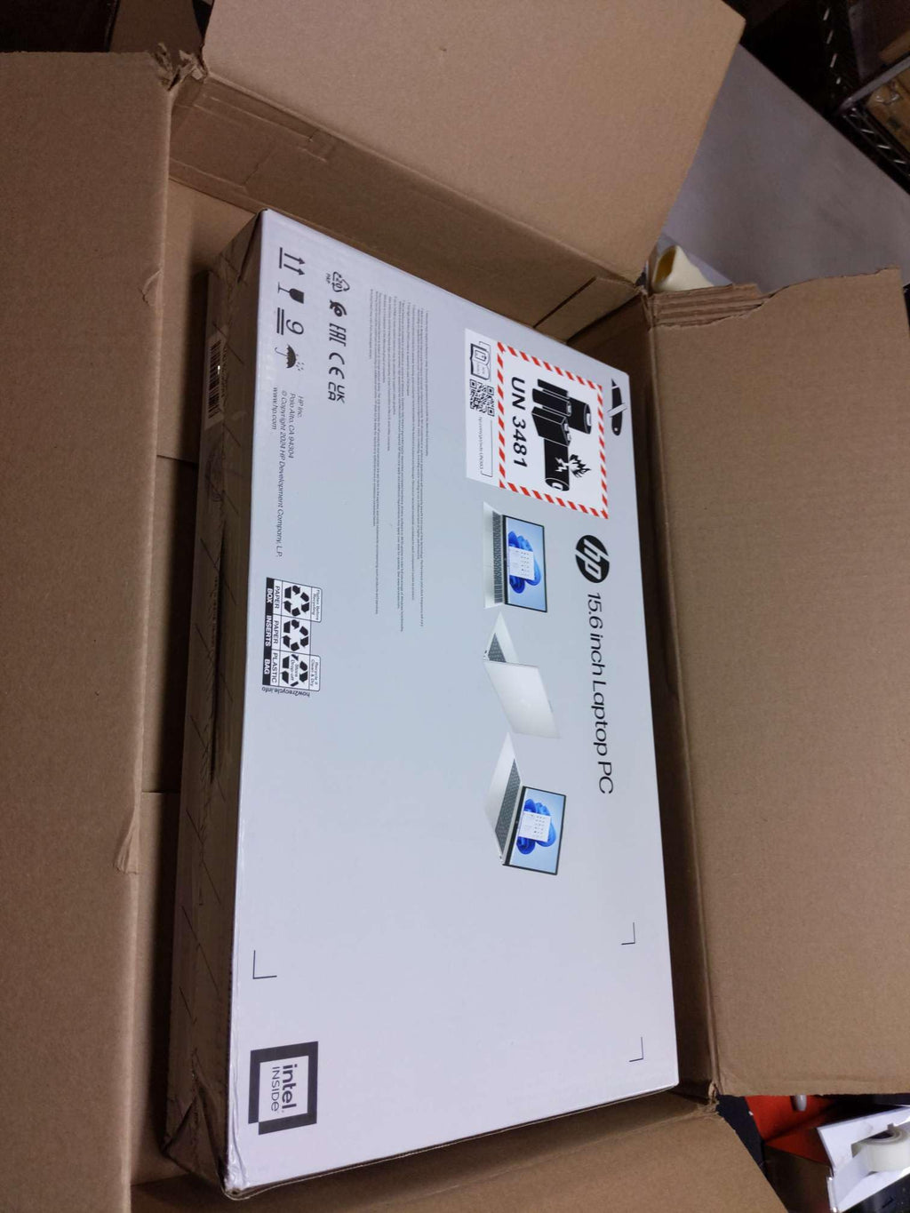 15.6" FHD Intel Core i5 8GB RAM 512GB SSD Notebook L67689